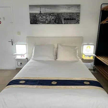 2 Pieces Proche Centrex Paris Noisy-le-Grand