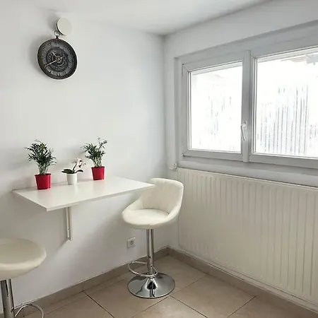 2 Pieces Proche Centrex Paris * Noisy-le-Grand